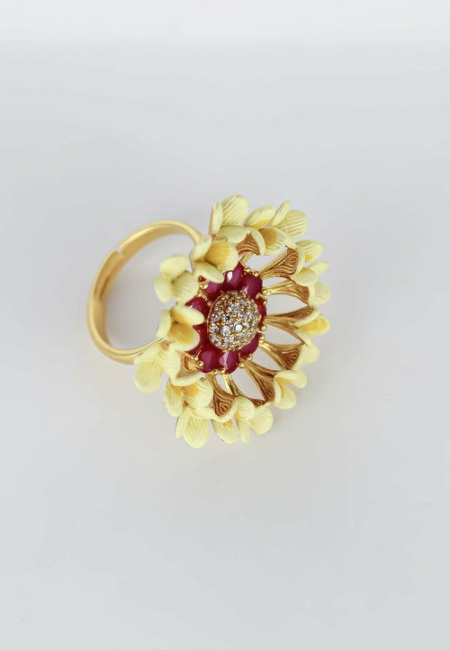 Vivid Daisy Ring