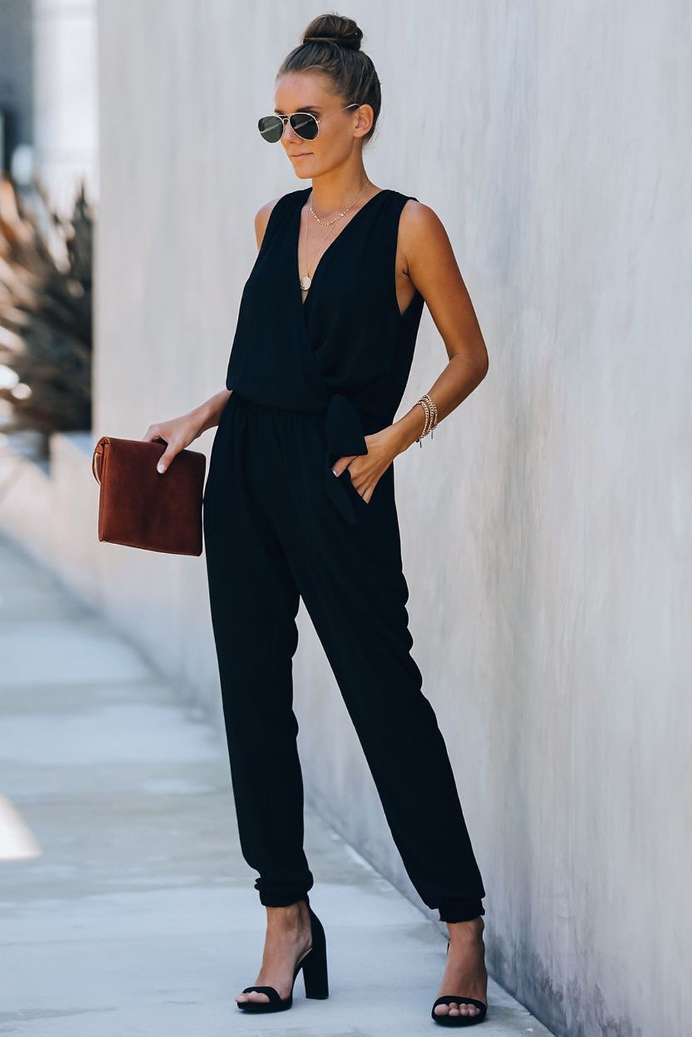 Fashion Black Deep V-neck Sleeveless Solid Jumpsuit