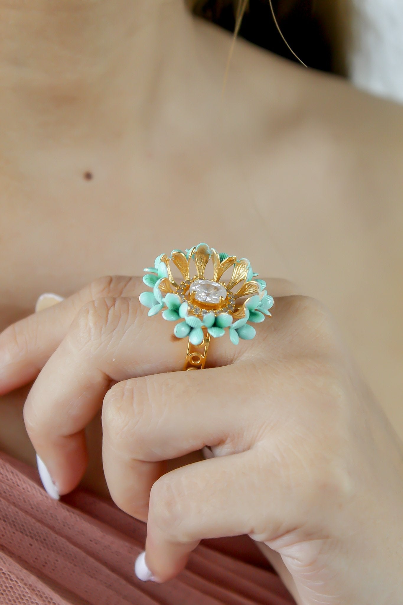 Vivid Daisy Ring